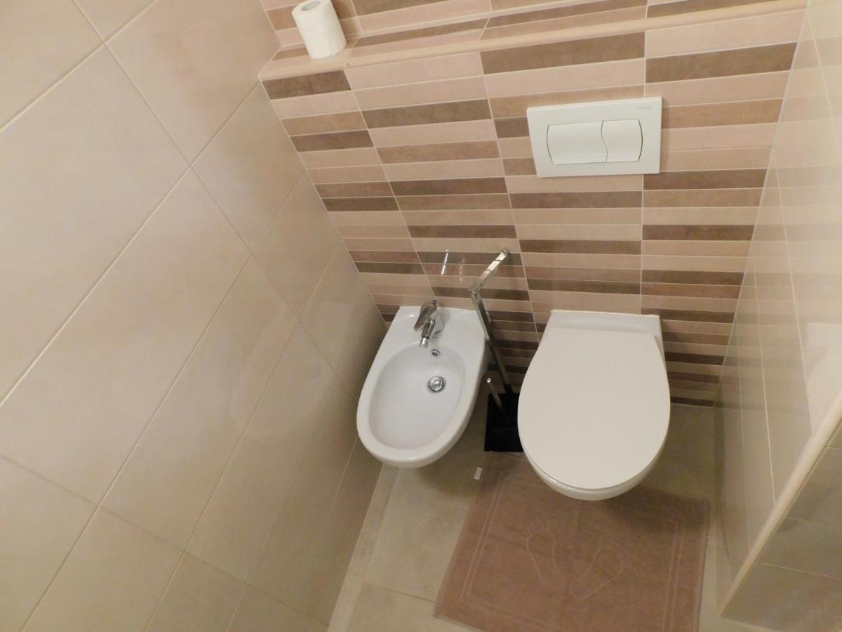 Apartments Marica Кърк Екстериор снимка