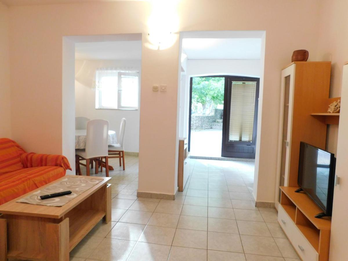 Apartments Marica Кърк Екстериор снимка