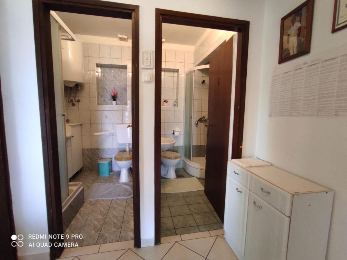 Apartments Marica Кърк Екстериор снимка