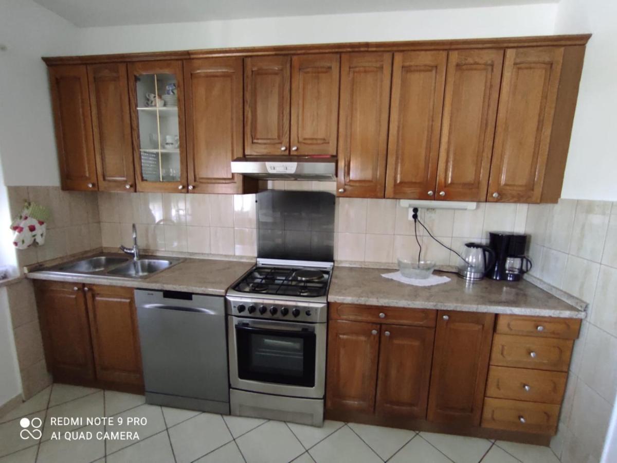 Apartments Marica Кърк Екстериор снимка